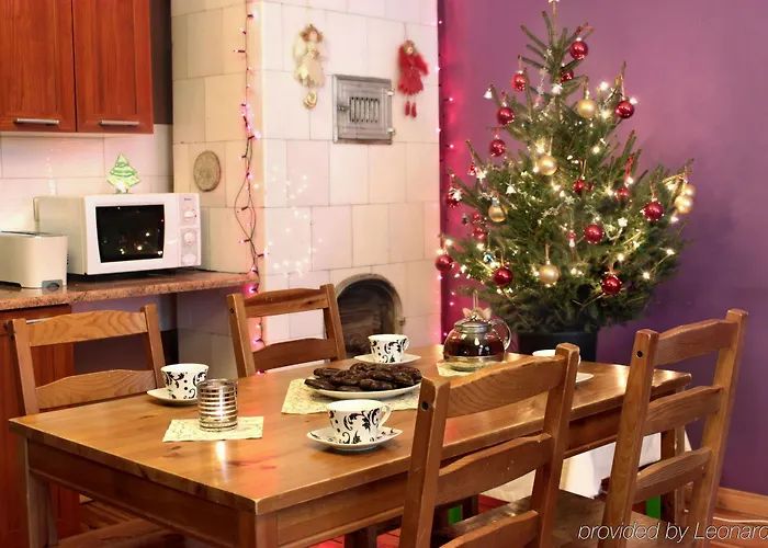 Хостел Frolic Goats *