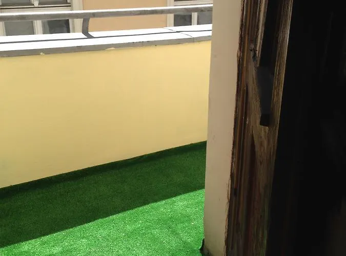 Frolic Goats Хостел Познань