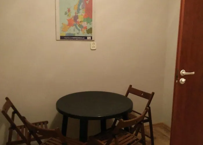 Хостел Frolic Goats *