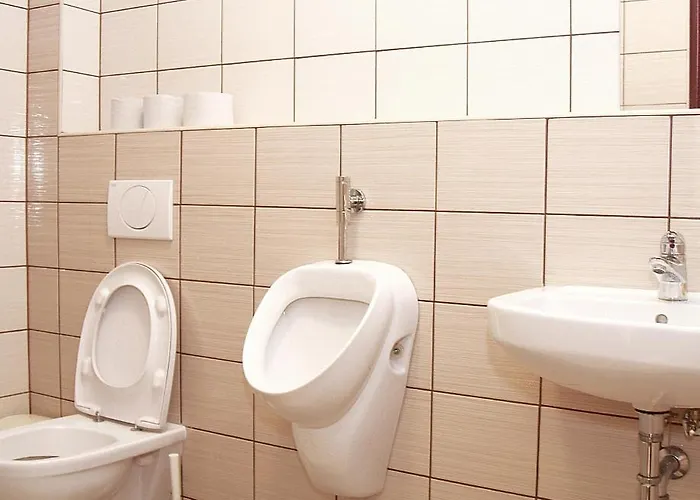 Frolic Goats Albergue