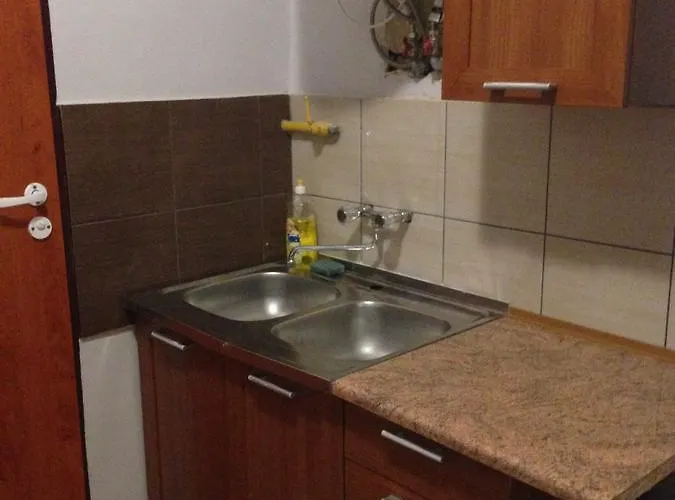 Albergue Frolic Goats