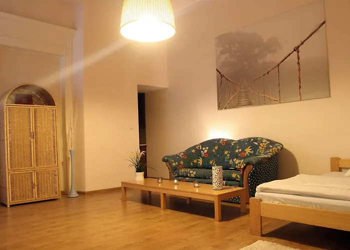 Frolic Goats Albergue *