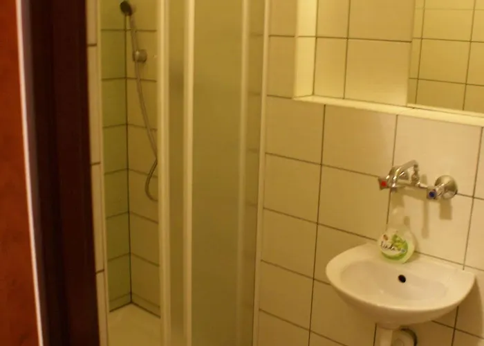 Frolic Goats Albergue