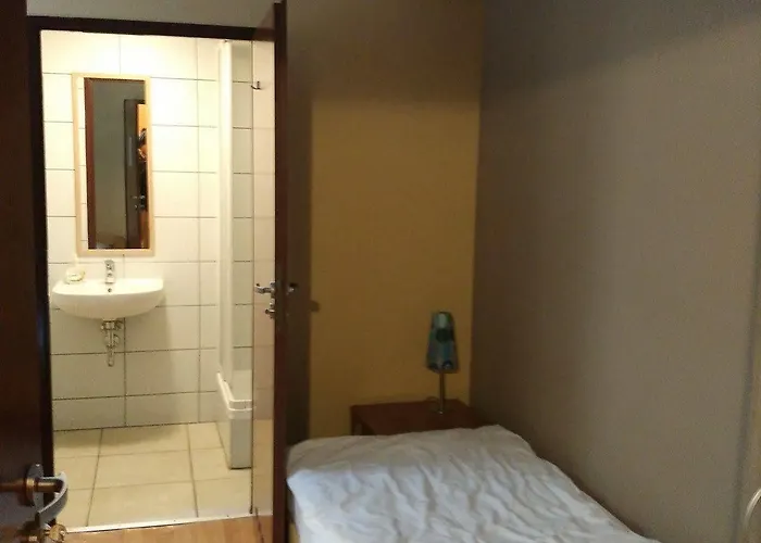 Albergue Frolic Goats *